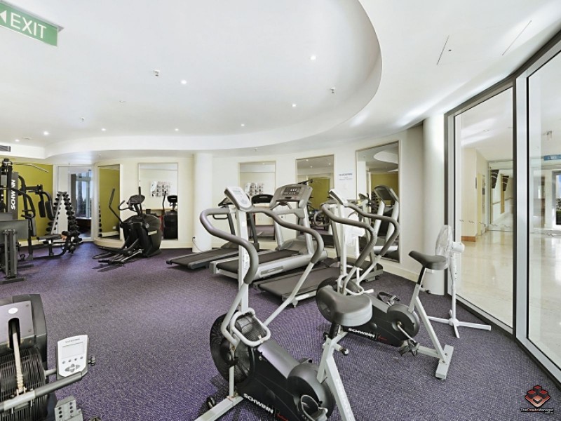 326 Marine Parade, Labrador QLD 4215