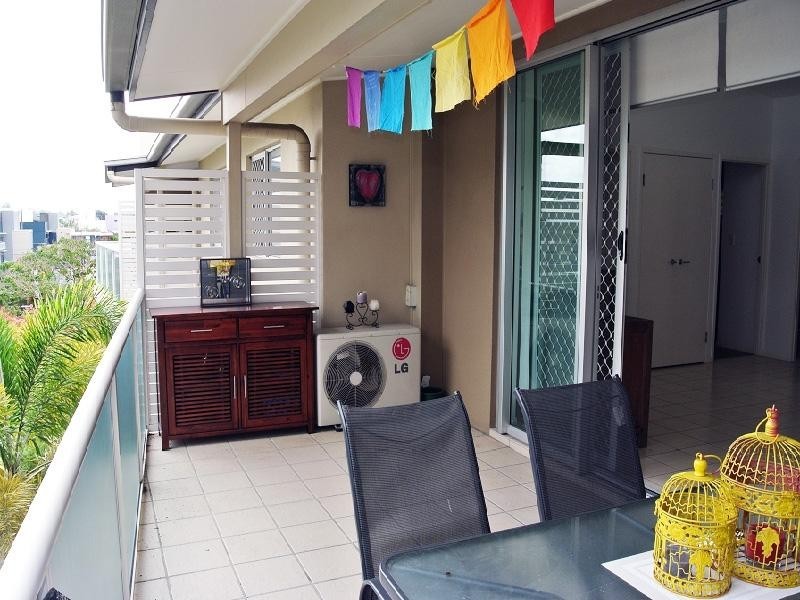 16 Wren, Bowen Hills QLD 4006