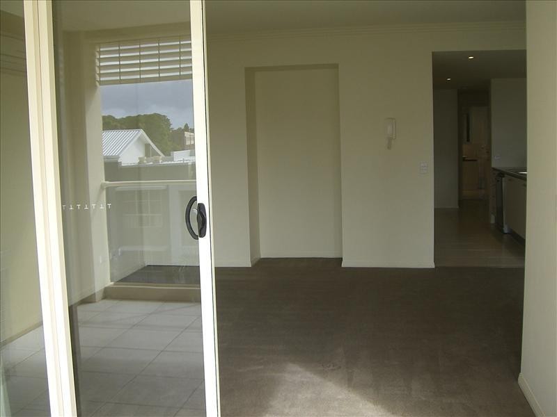 111/251 Varsity pde, Varsity Lakes QLD 4227