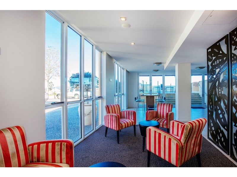 2023 / 3029 The Boulevard, Carrara QLD 4211