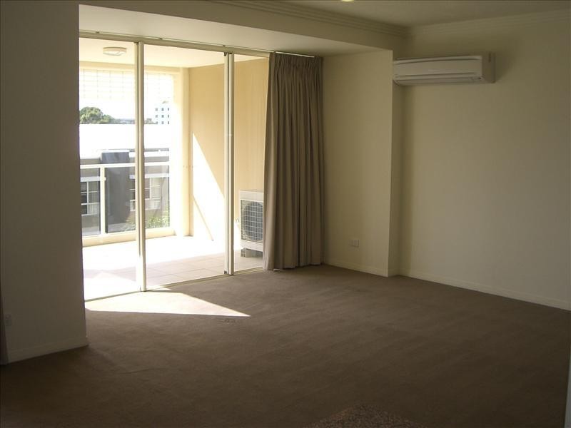 195/251 Varsity pde, Varsity Lakes QLD 4227