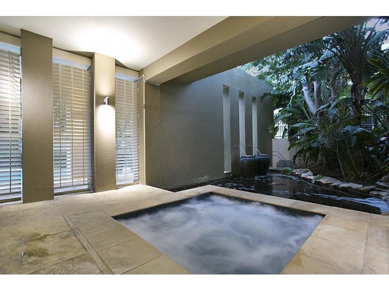 195/251 Varsity pde, Varsity Lakes QLD 4227