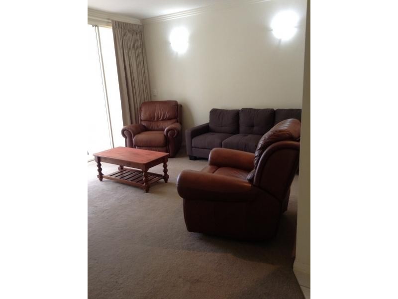 195/251 Varsity pde, Varsity Lakes QLD 4227