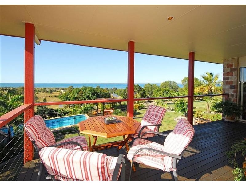 9 Cove Boulevard, River Heads QLD 4655