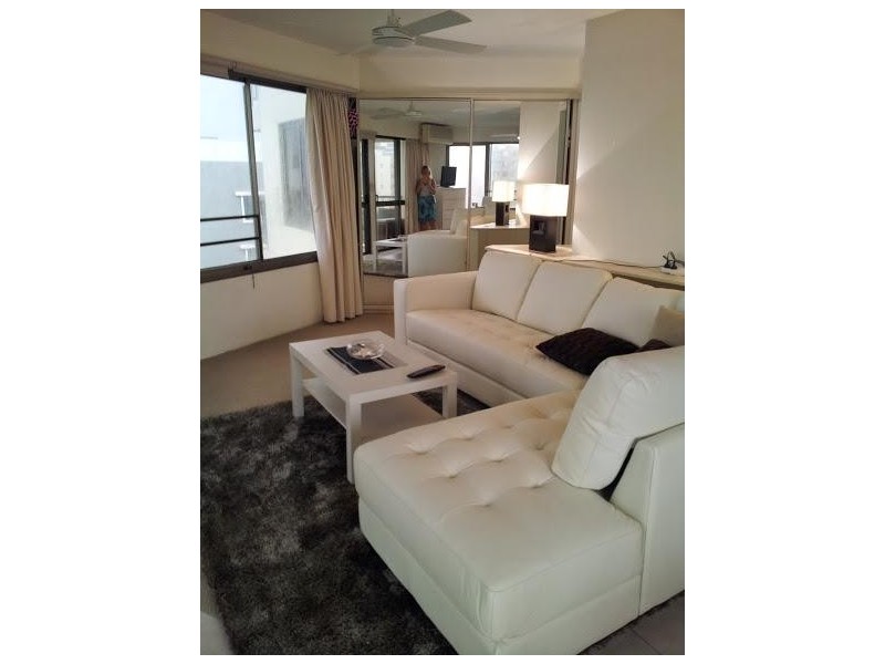 8 Trickett Street, Surfers Paradise QLD 4217