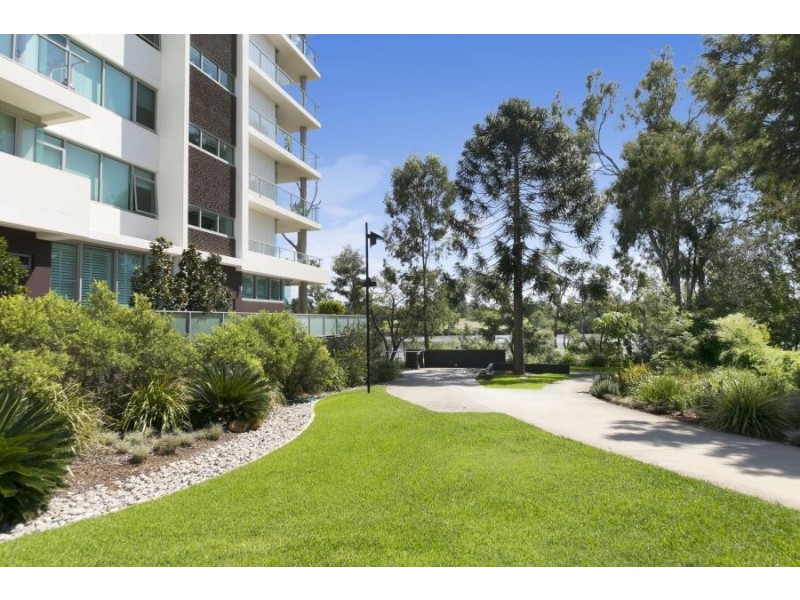 109/211 King Arthur Terrace, Tennyson QLD 4105