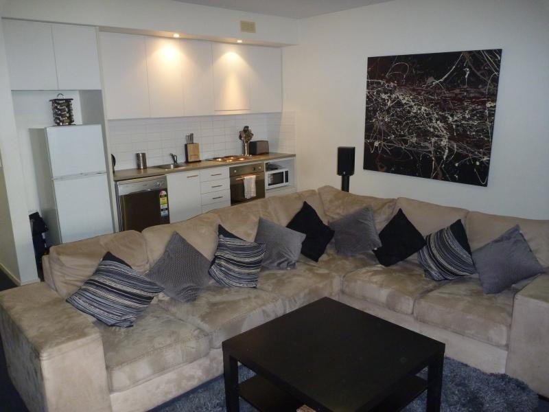 28 Masters St, Newstead QLD 4006