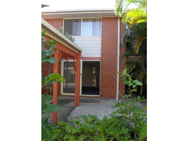 3a / 60 Whitby, Southport QLD 4215