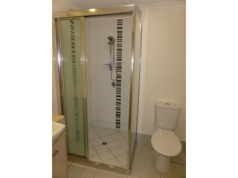 1 / 6-24 Henry Street, West End QLD 4810