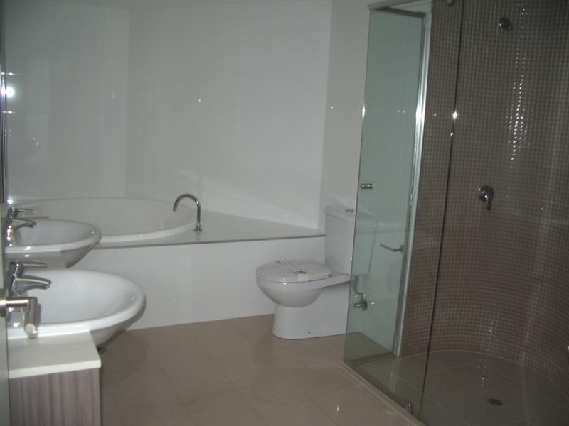 14 Oxley Ave, Woody Point QLD 4019