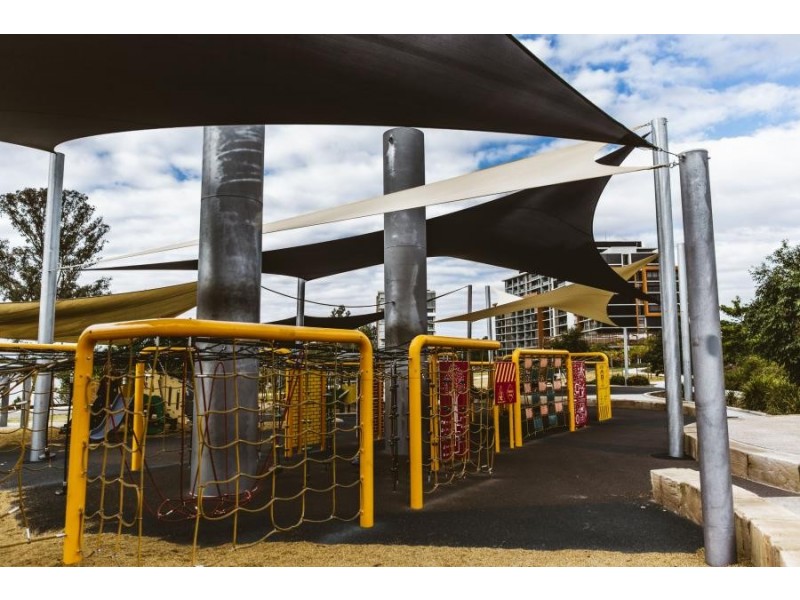 109/211 King Arthur Terrace, Tennyson QLD 4105