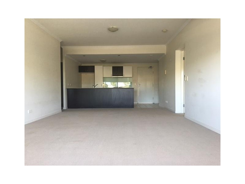 93 / 95 Clarence Road, Indooroopilly QLD 4068