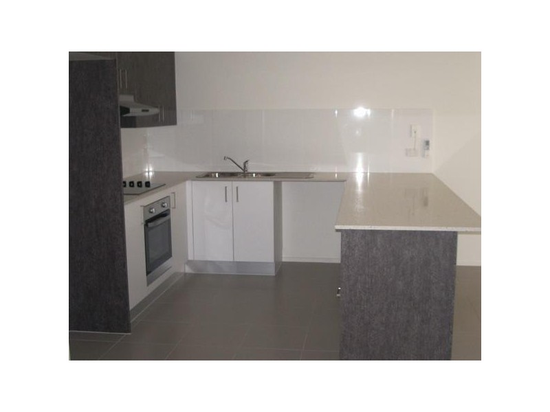 113/ 230 Pulgul St, Urangan QLD 4655