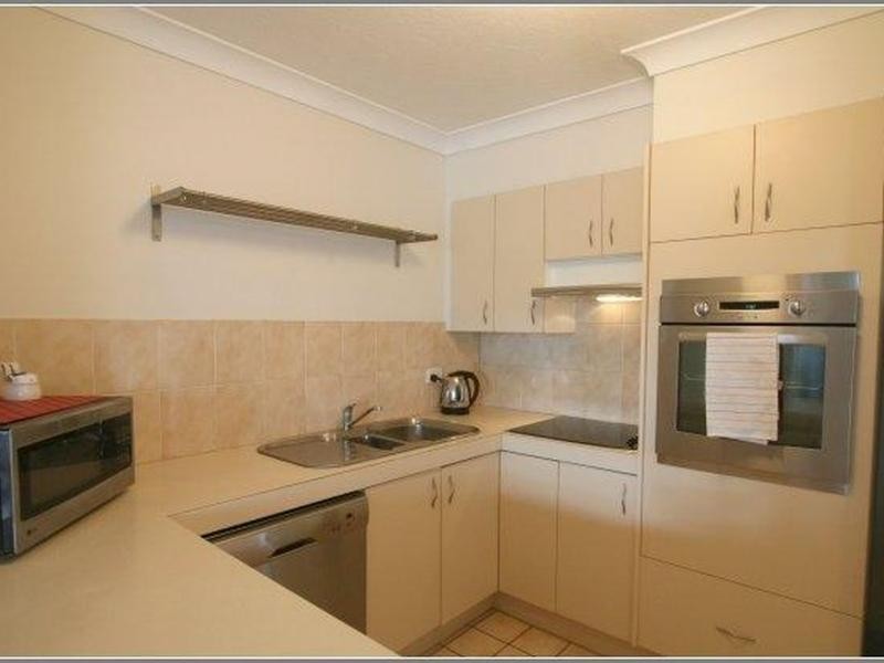 22 Jeniffer Ave, Runaway Bay QLD 4216