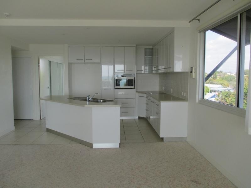 unit 401 / 241 Esplanade, Pialba QLD 4655