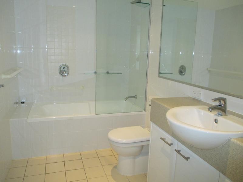unit 401 / 241 Esplanade, Pialba QLD 4655