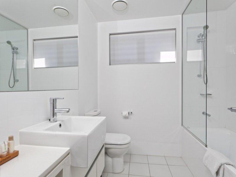 30 Macrossn Street, Brisbane QLD 4000