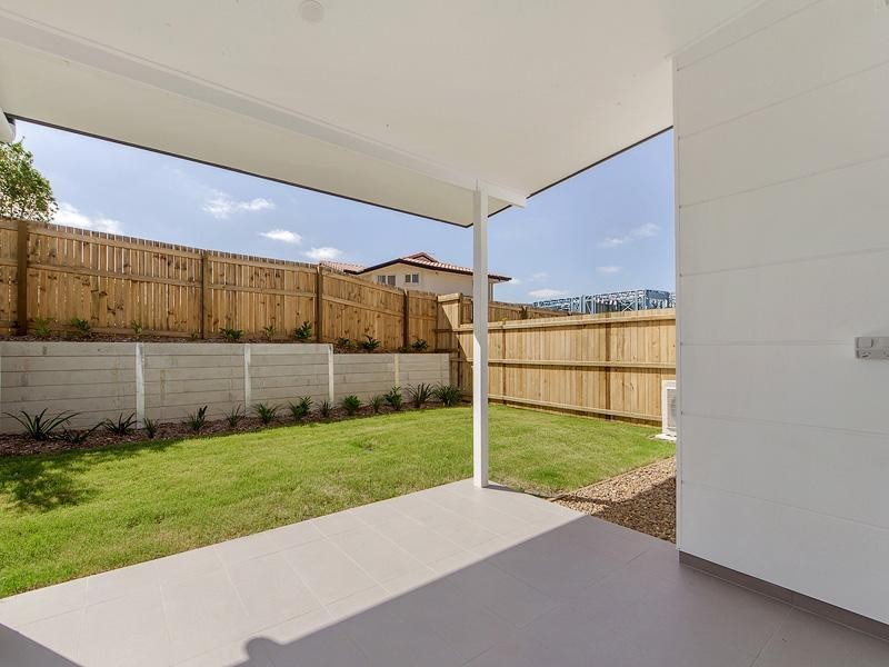 8 Russell Street, Everton Park QLD 4053