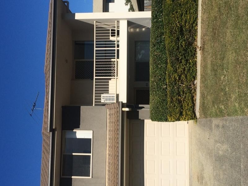 46 Johnston Street, Carina QLD 4152