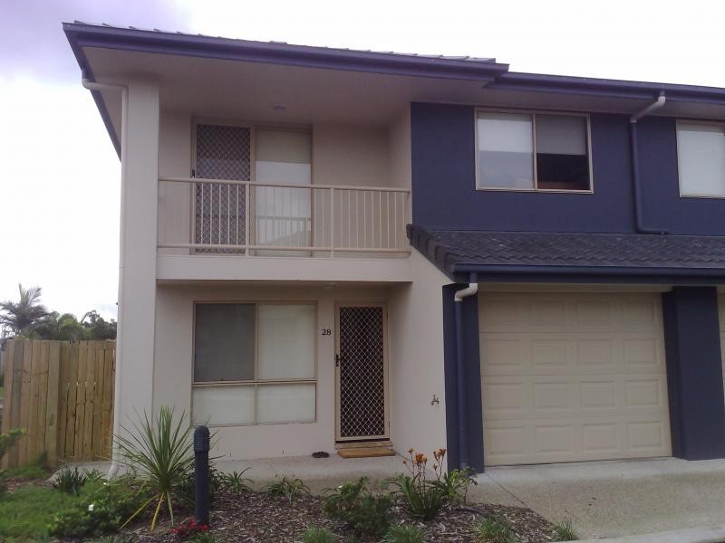 28 Johnston Street, Carina QLD 4152