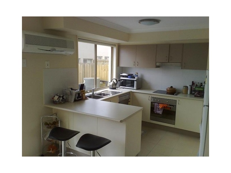 28 Johnston Street, Carina QLD 4152