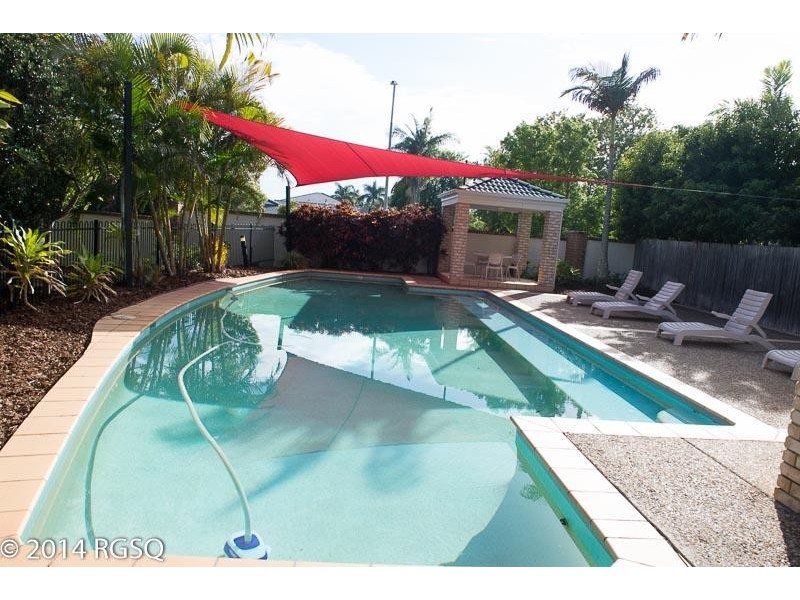 8 Peter Court, Sunnybank Hills QLD 4109