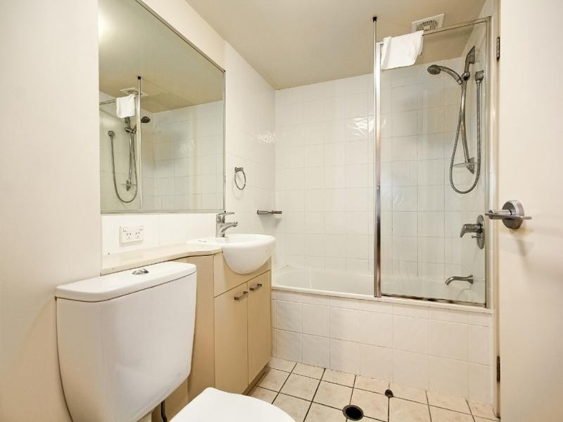 21 Patrick Lane, Toowong QLD 4066