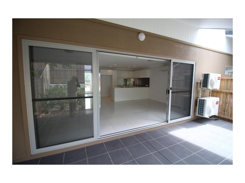 64 / 7 Norfolk, Parkinson QLD 4115