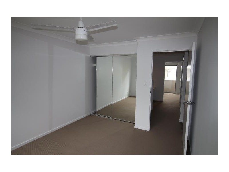 64 / 7 Norfolk, Parkinson QLD 4115