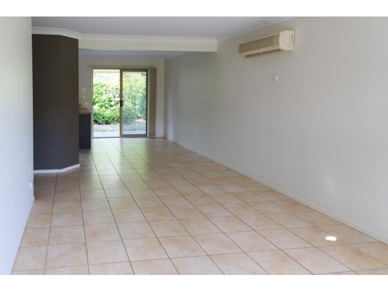 04/8 Earnshaw Street, Calamvale QLD 4116