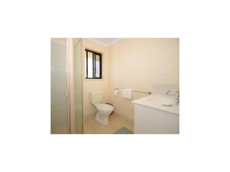 52 Endeavour Way, Eli Waters QLD 4655