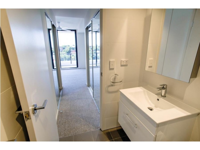 704/2 Maryvale Street, Toowong QLD 4066