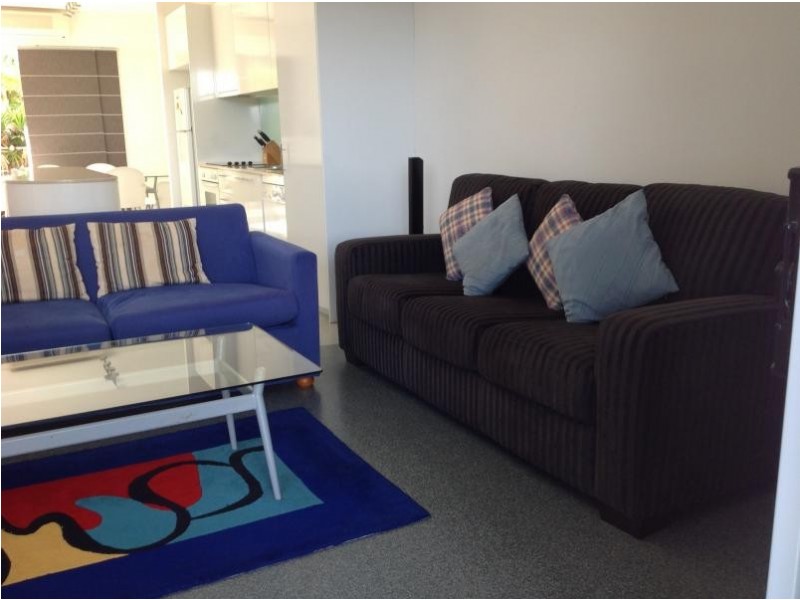 98 University Drive, Varsity Lakes QLD 4227