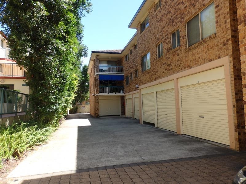 11/144 MARINE PARADE, Southport QLD 4215