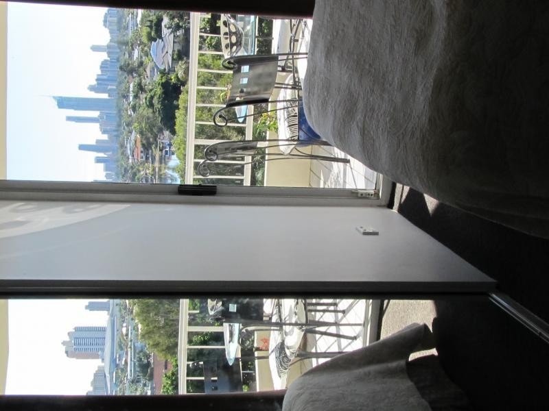 1 / 56 Hooker Blvd, Mermaid Waters QLD 4218