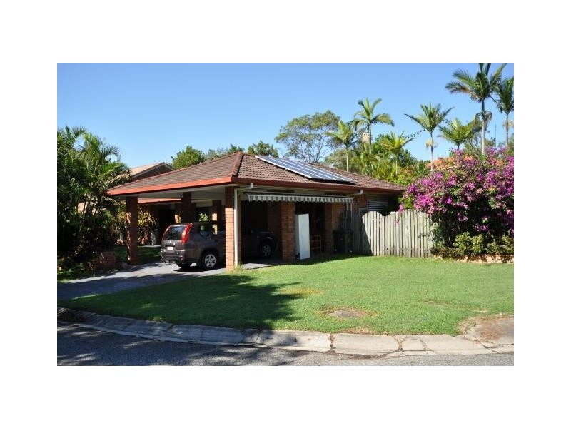 62 Carinya Street, Indooroopilly QLD 4068