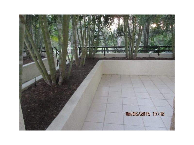 138 High Street, Southport QLD 4215