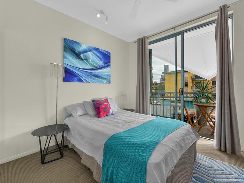 18 / 769 Brunswick St, New Farm QLD 4005