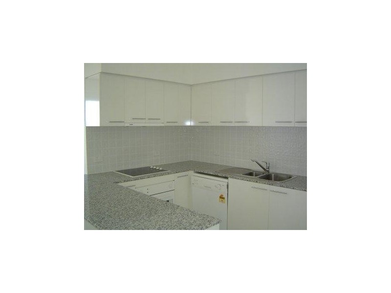 98 University Drive, Varsity Lakes QLD 4227