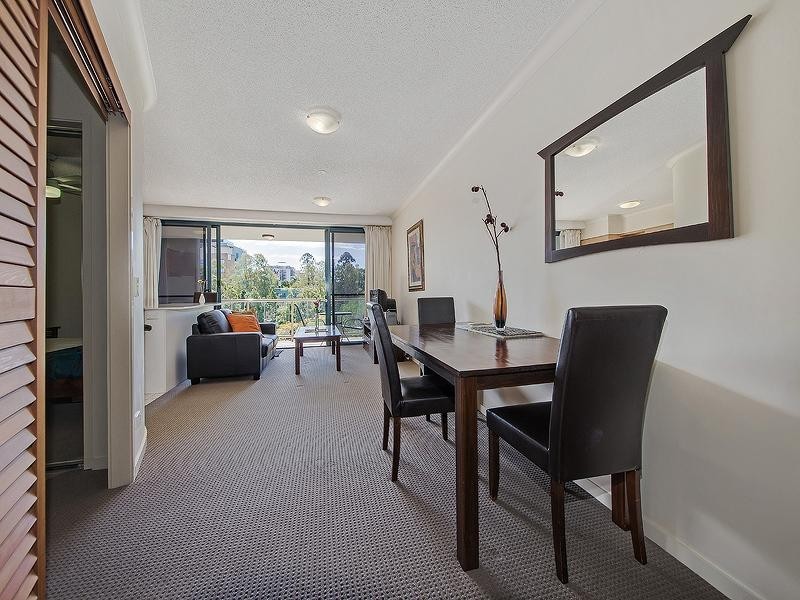 21 Patrick Lane, Toowong QLD 4066