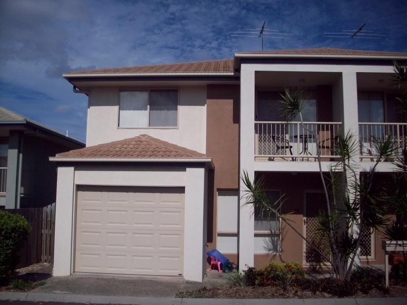 79 Johnston Street, Carina QLD 4152