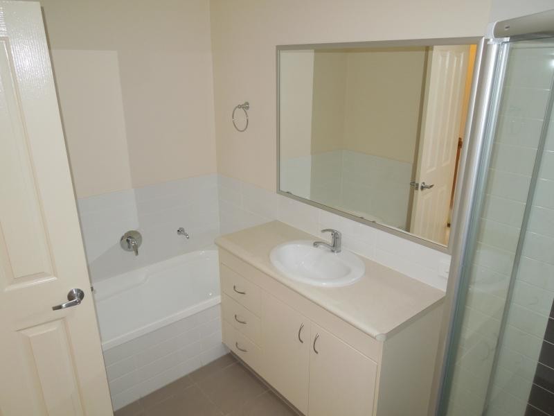 79 Johnston Street, Carina QLD 4152