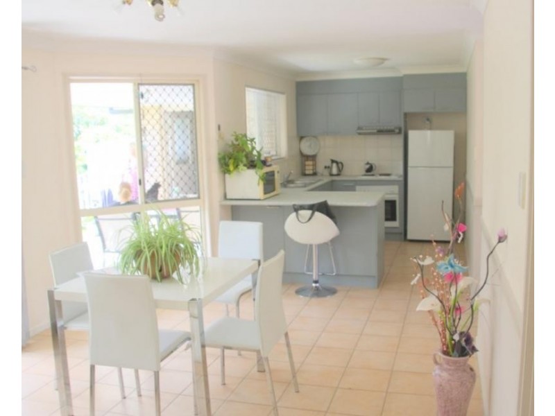 3 / 266 Henty Drive, Redbank Plains QLD 4301