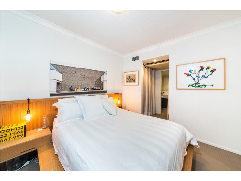 82 Berwick St, Fortitude Valley QLD 4006