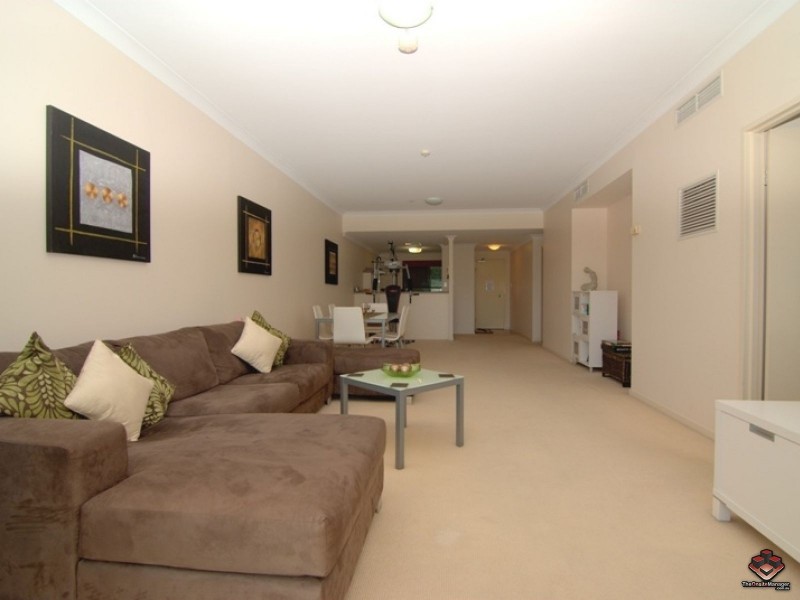 35 Ferry Street, Kangaroo Point QLD 4169