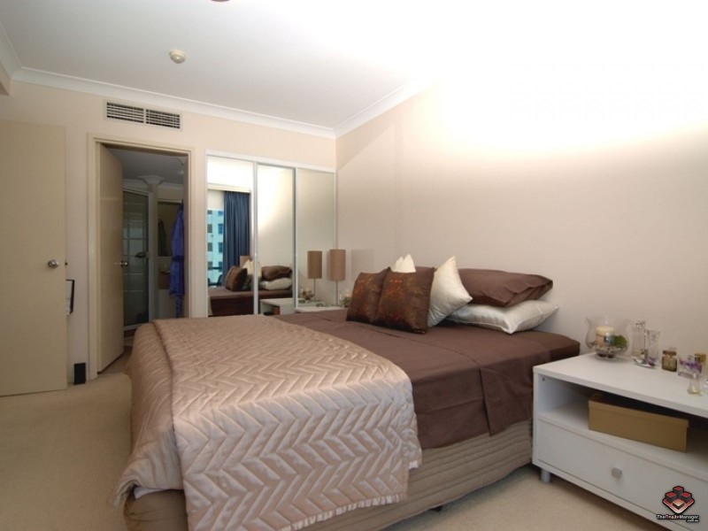 35 Ferry Street, Kangaroo Point QLD 4169