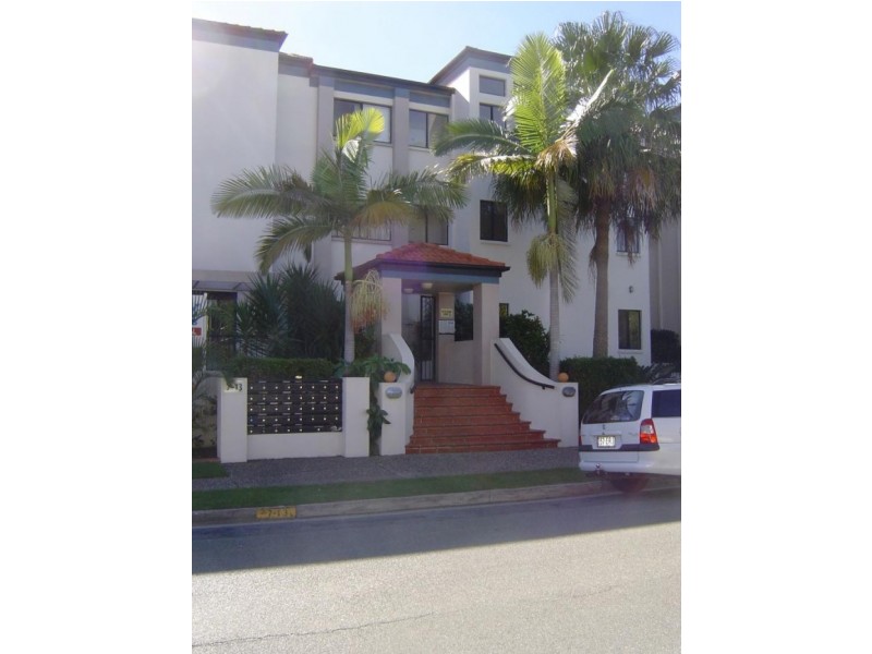 5 / 7-13 Barranbali Street, Chevron Island QLD 4217