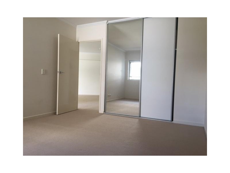 126 / 95 Clarence Road, Indooroopilly QLD 4068