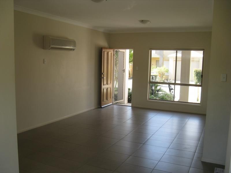 56 Johnston Street, Carina QLD 4152