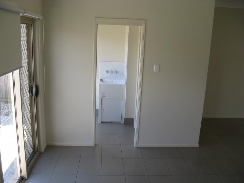 56 Johnston Street, Carina QLD 4152